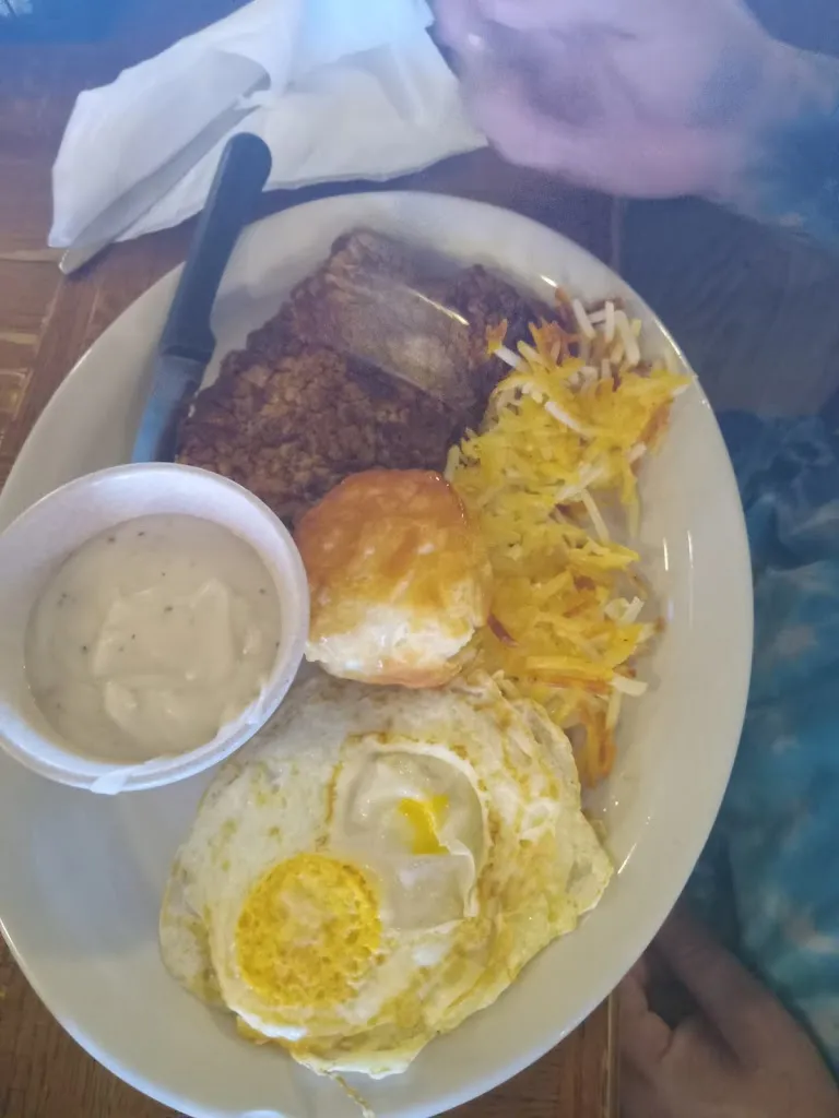 Jamie Reader_Brown Cow Family Restaurant_Vernon, TX_review