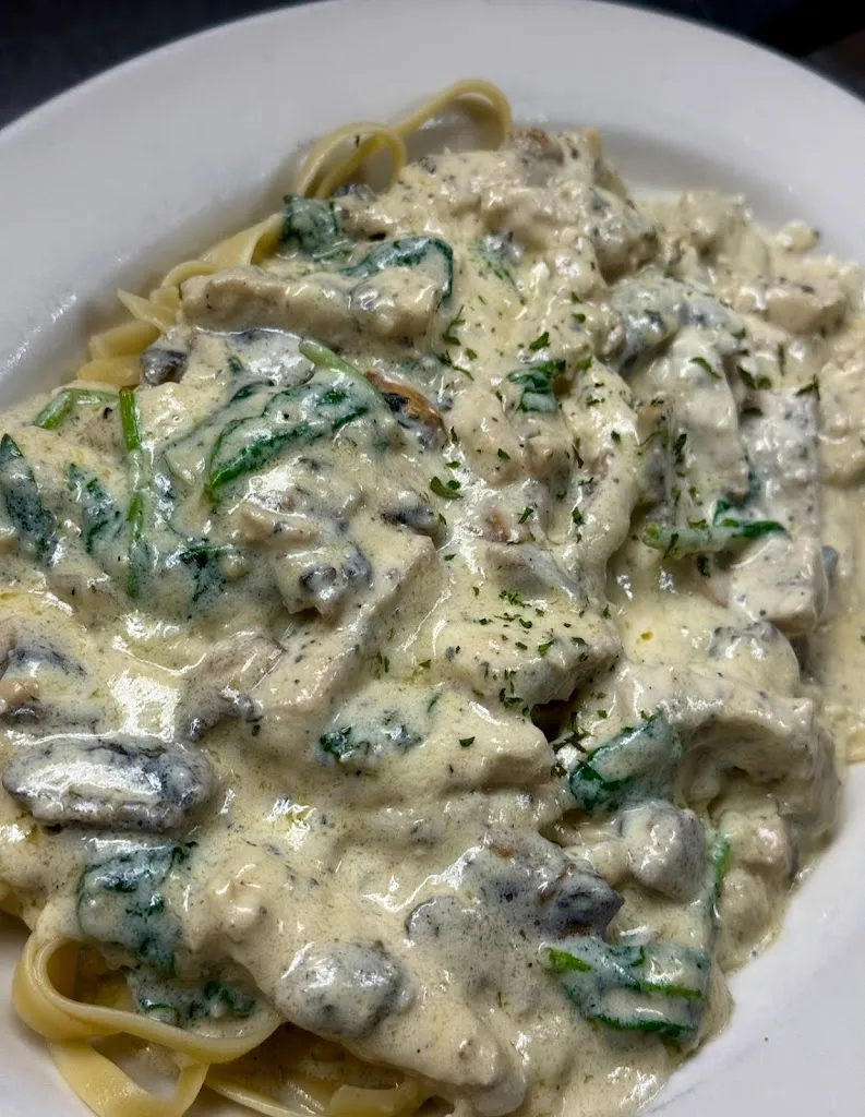 Vetoni’s Authentic Italian Restaurant & Bar_Vernon, TX_slider_imagen_3