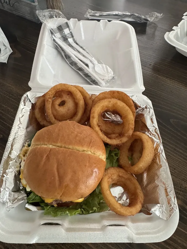 Smash Shack restaurant in New Caney, TX