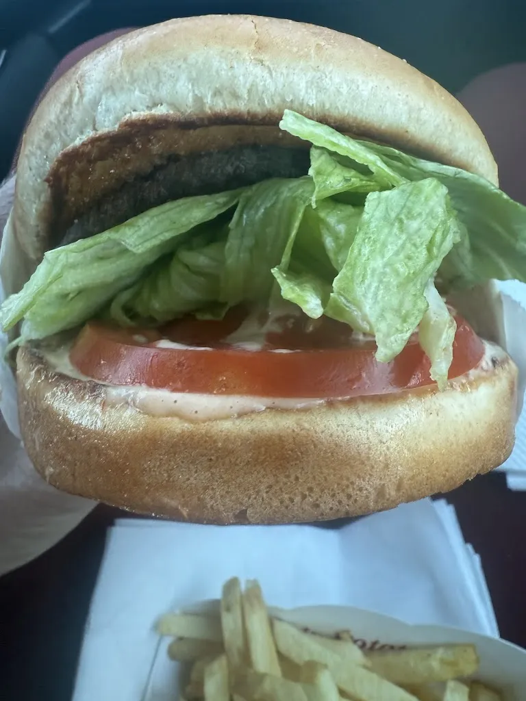 Wendy Robinson_In-N-Out Burger_Washington, UT_review