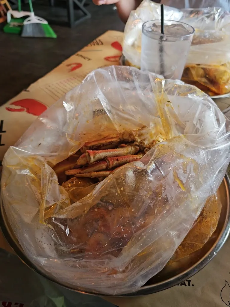 Hook & Reel Cajun Seafood & Bar_West Valley City, UT_slider_bild_2