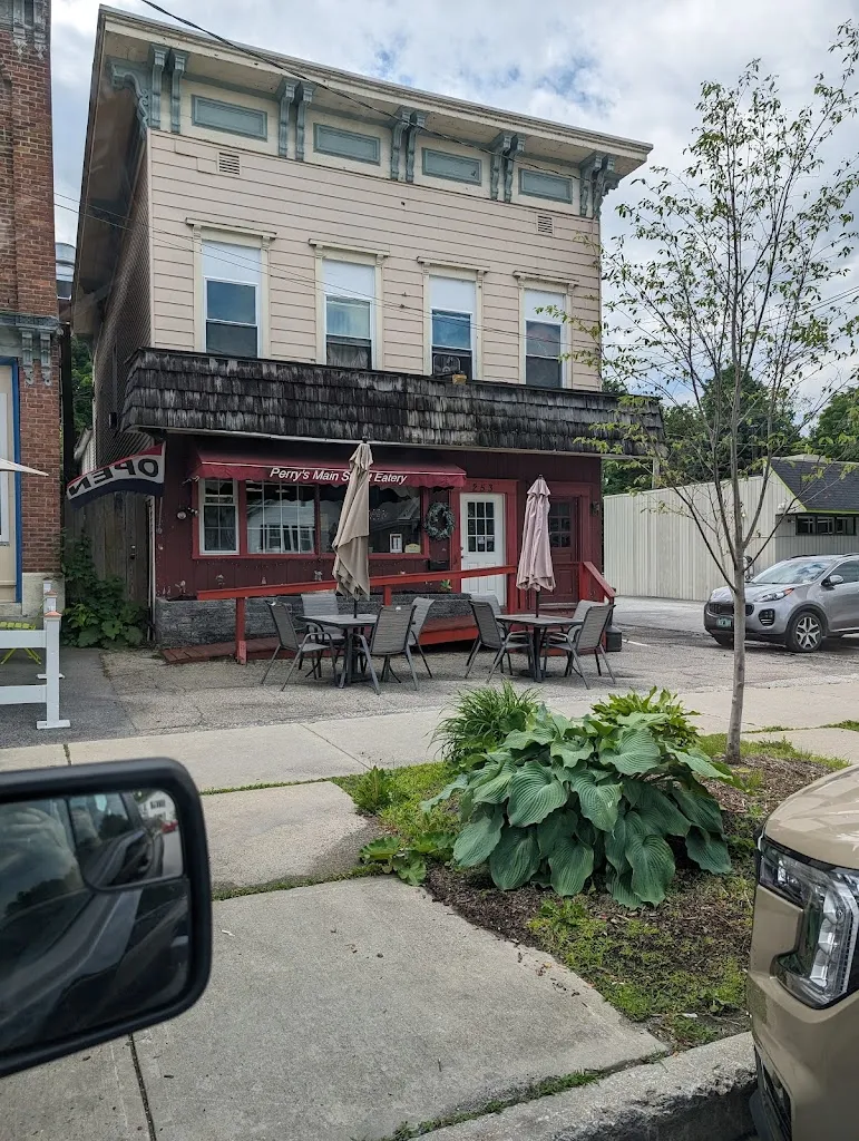 Perry’s Main Street Eatery_Poultney, VT_slider_imagen_2
