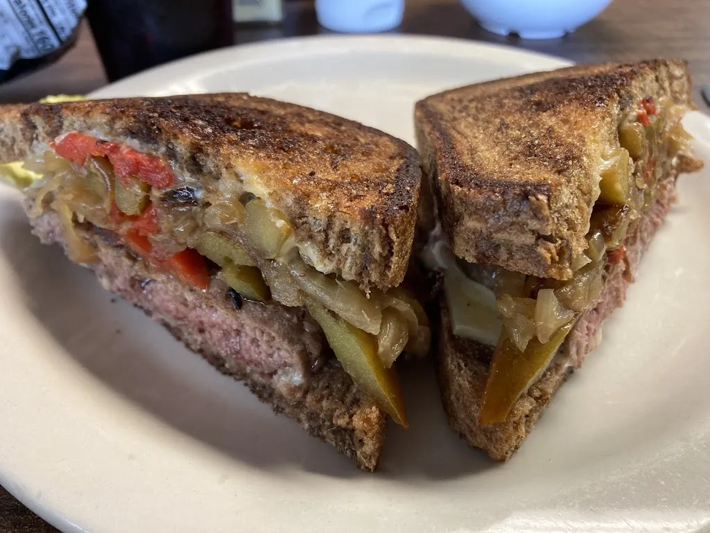 Perry’s Main Street Eatery_Poultney, VT_slider_imagen_3