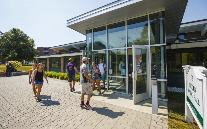 Huden Dining Hall_Castleton, VT_slider_imagen_2