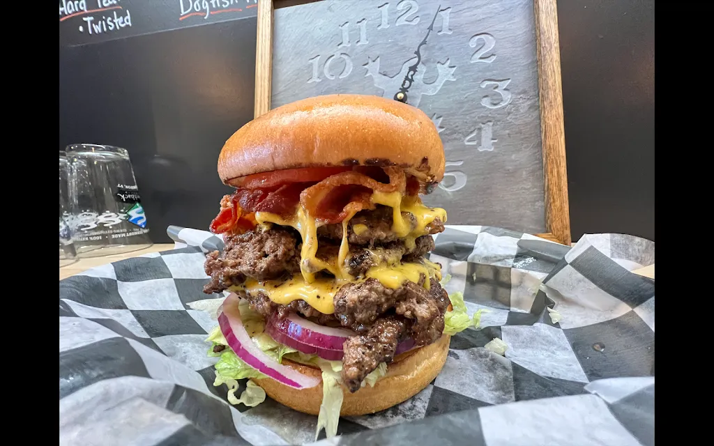 Toad's Burger Bar_Poultney, VT_slider_imagen_2