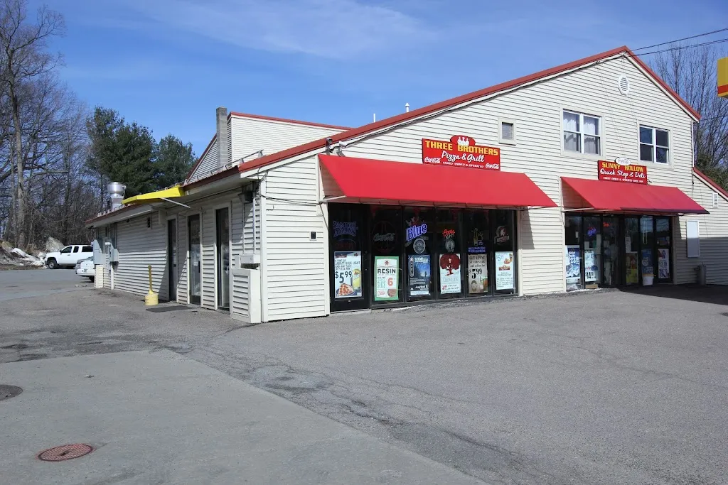 Three Brothers Pizza & Grill restaurant in Colchester, VT
