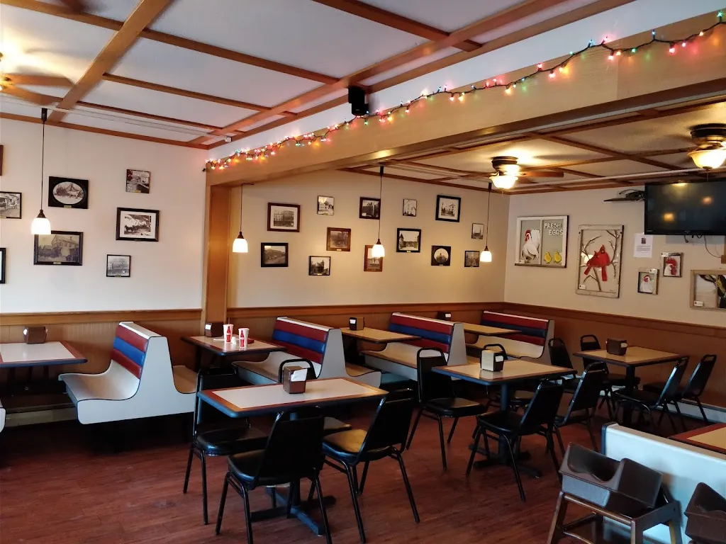 Hardwick House of Pizza restaurant in Hardwick, VT