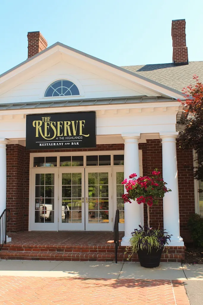 The Reserve Restaurant & Bar at The Highlands restaurant in Chesterfield, VA