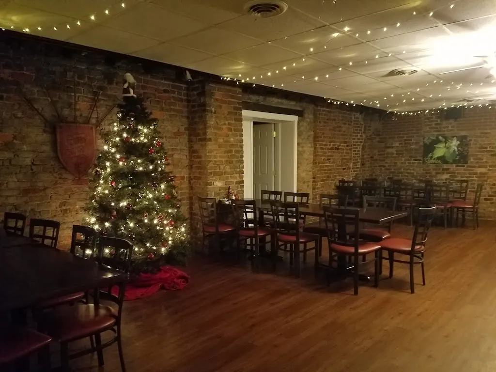 Hugo’s Restaurant and Sports Bar_Martinsville, VA_slider_image_3