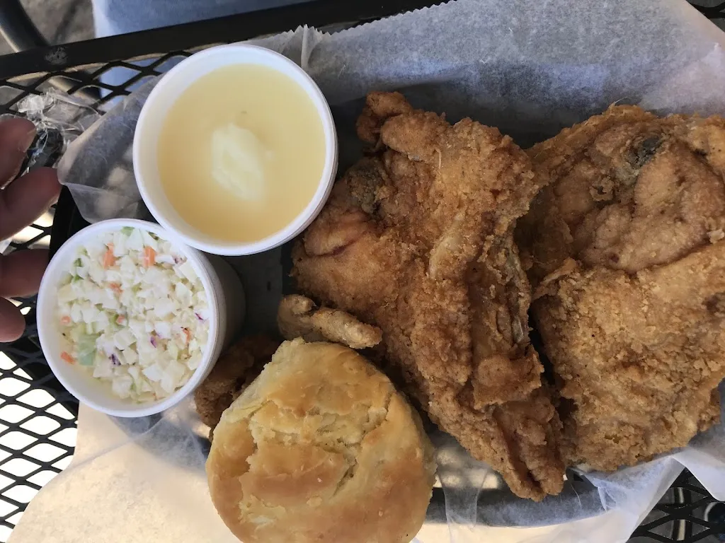 Terri W._Walsh's Chicken & More_Martinsville, VA_review