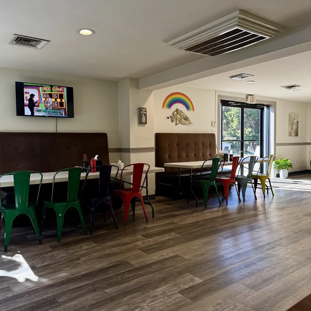 Delma's Family Cafe_Callao, VA_slider_image_3