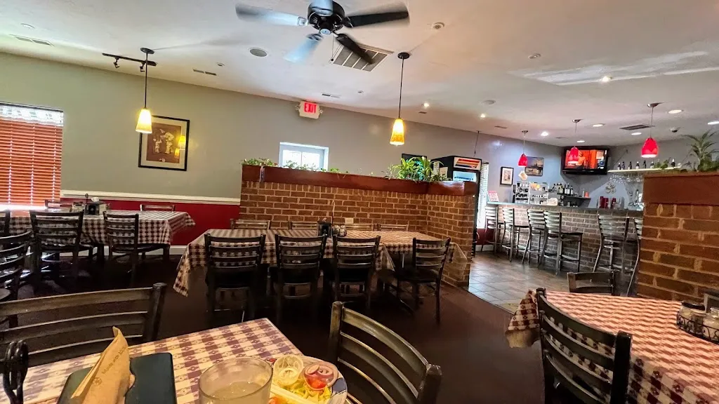 Giuseppes Ristorante Italiano restaurant in Nellysford, VA