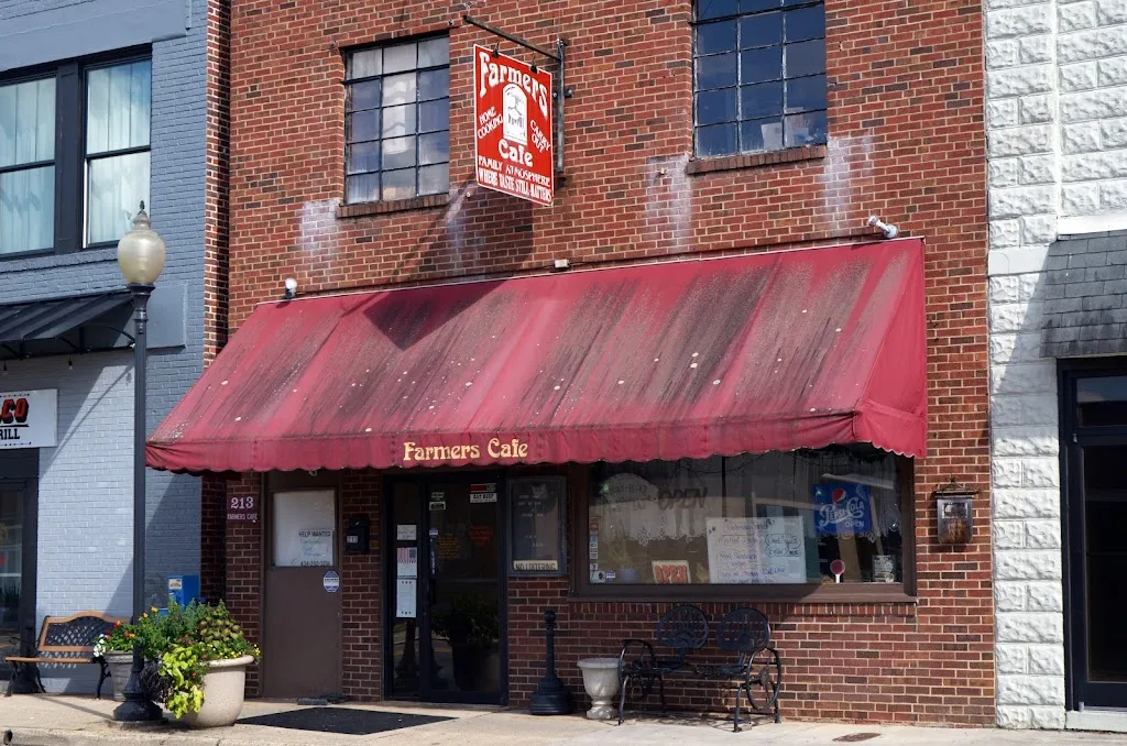 Farmer’s Restaurant restaurant in Blackstone, VA