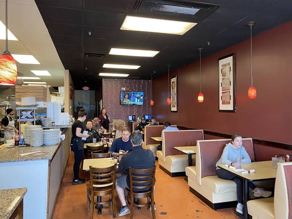 Sal's Pizza restaurant in Smithfield, VA