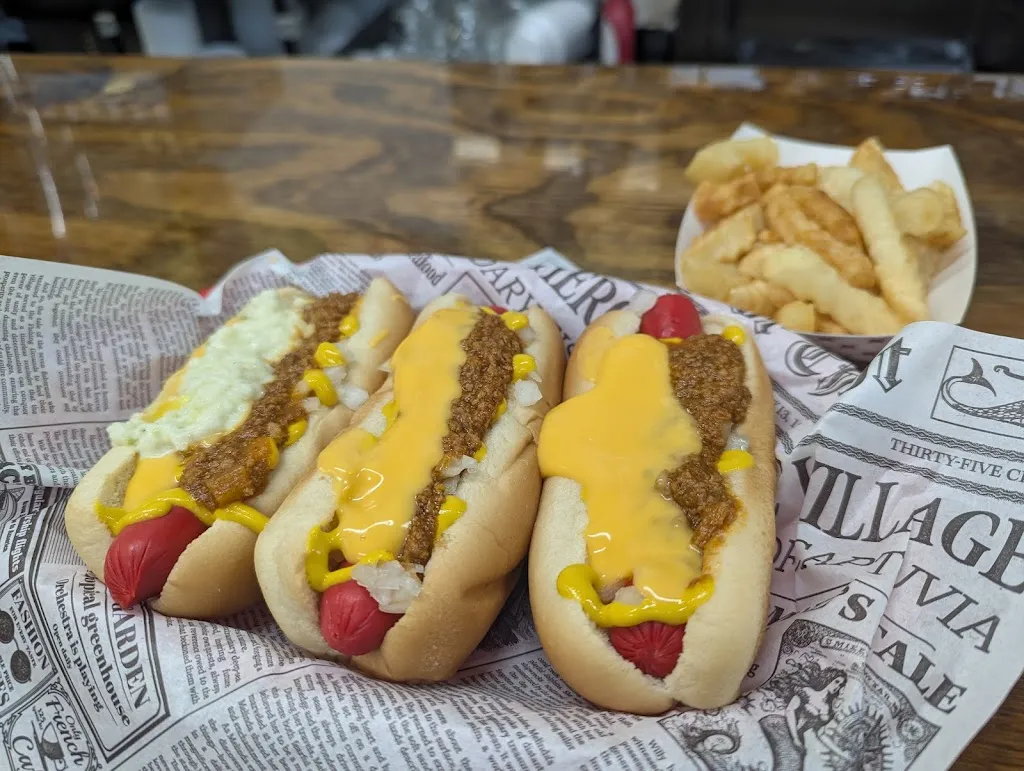 Skeeter's World Famous Hotdogs_Wytheville, VA_slider_immagine_3