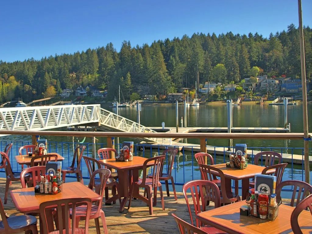 Tides Tavern restaurant in Gig Harbor, WA