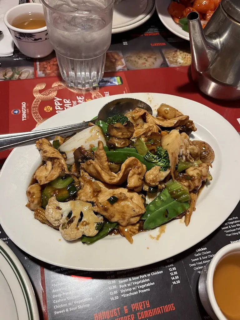 Yen Ching Restaurant_Lakewood, WA_slider_image_3