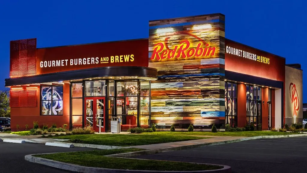 Red Robin Gourmet Burgers and Brews restaurant in Lakewood, WA
