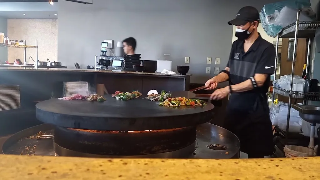 Hot Iron Mongolian Grill_Mill Creek, WA_slider_image_2