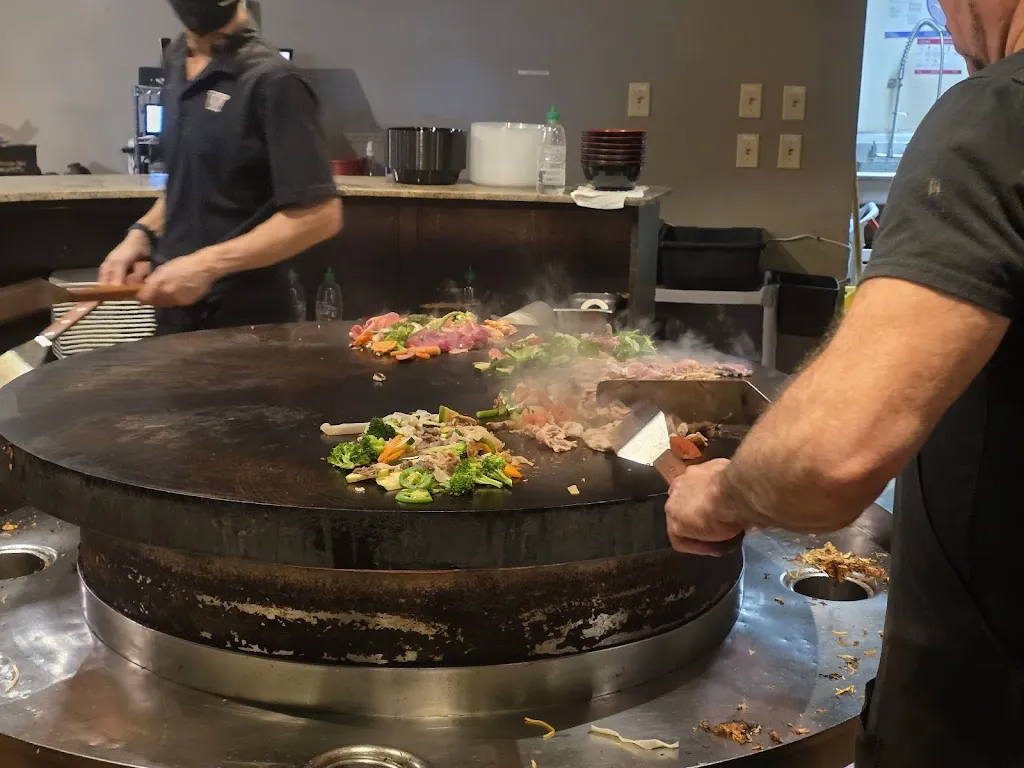 Hot Iron Mongolian Grill_Mill Creek, WA_slider_image_3