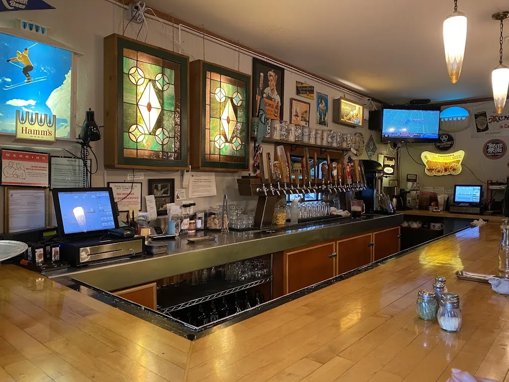 North Fork Brewery restaurant in Deming, WA