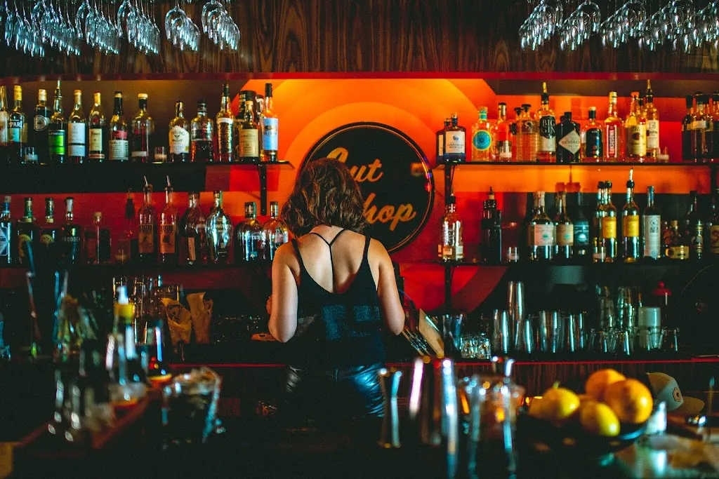 Woodinville Cut Shop Restaurant and Lounge_Woodinville, WA_slider_image_1