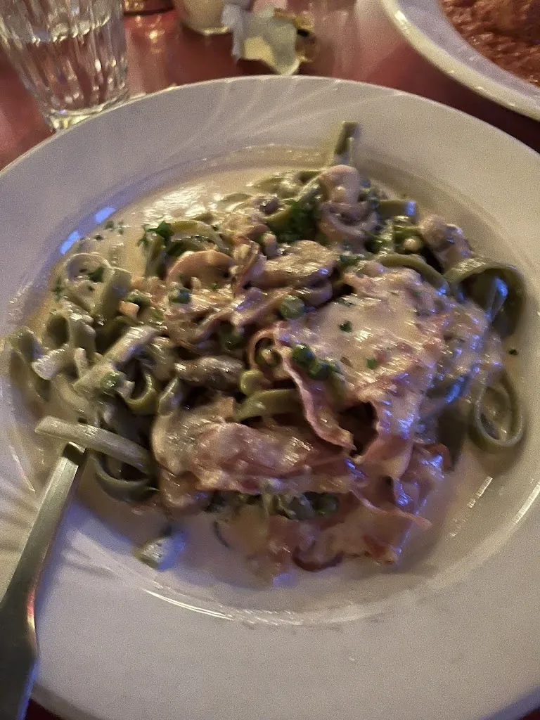 Rocco's Ristorante_Ceredo, WV_slider_image_3