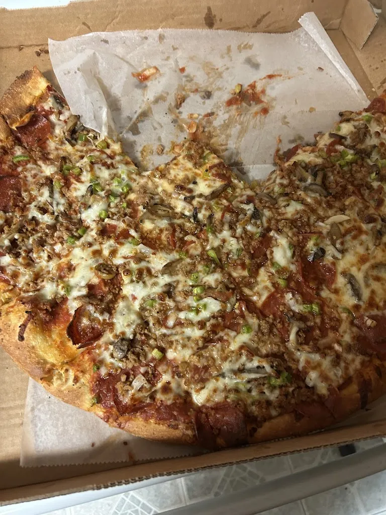 Jay john_Rocky Tops Pizza_Kenova, WV_review