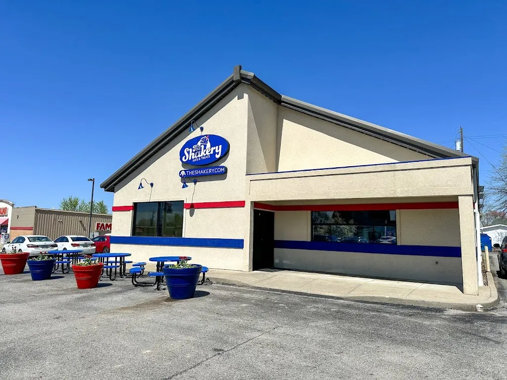 The Shakery: Eats & Treats South Point restaurant in South Point, OH
