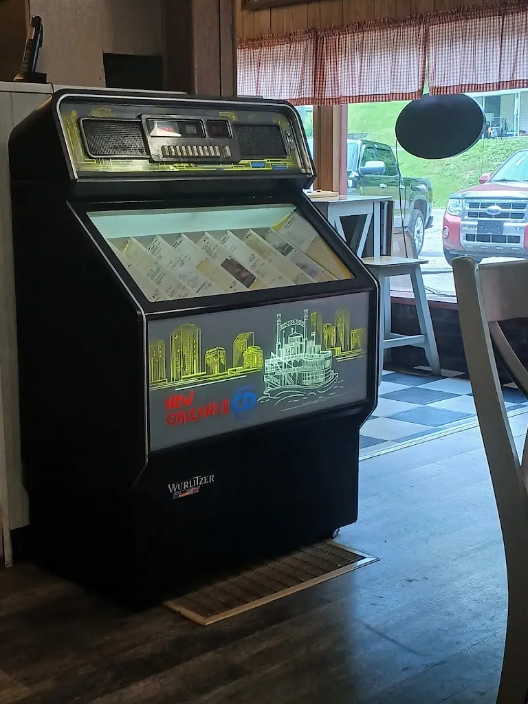 Juanita Grubbs_Triple H Drive Inn_Huntington, WV_review