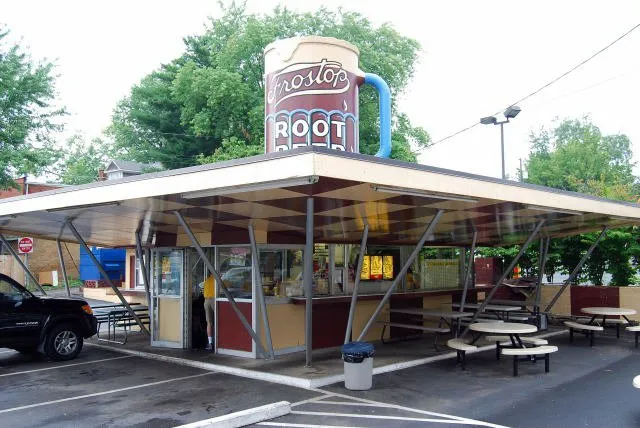 Frostop Drive-In restaurant in Huntington, WV
