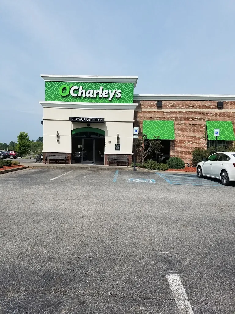 O'Charley's Restaurant & Bar restaurant in Barboursville, WV