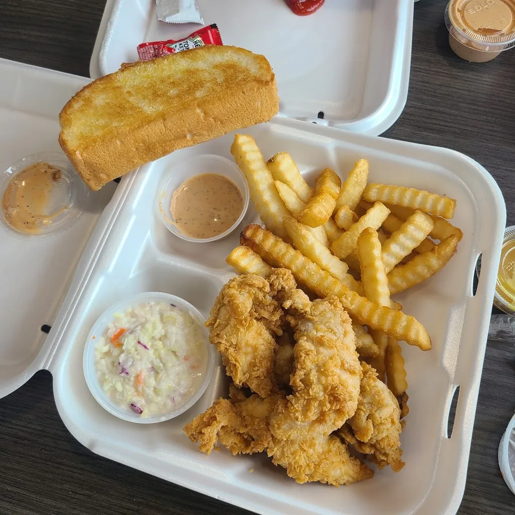 Guthrie's Chicken_Huntington, WV_slider_image_3