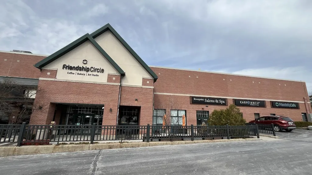 Friendship Circle Cafe & Bakery restaurante en Fox Point, WI