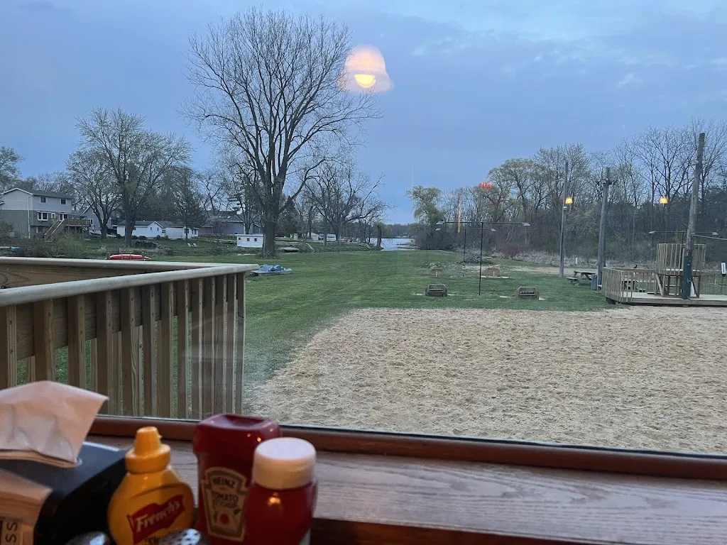 Andrew R_Lake George Lodge_Bristol, WI_reseña