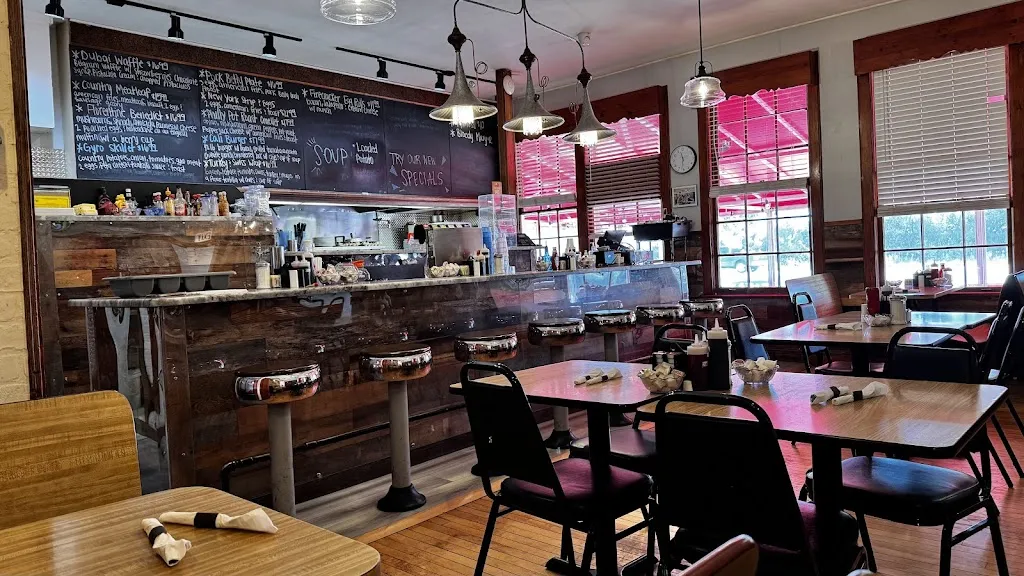 Red School Cafe restaurante en Bristol, WI