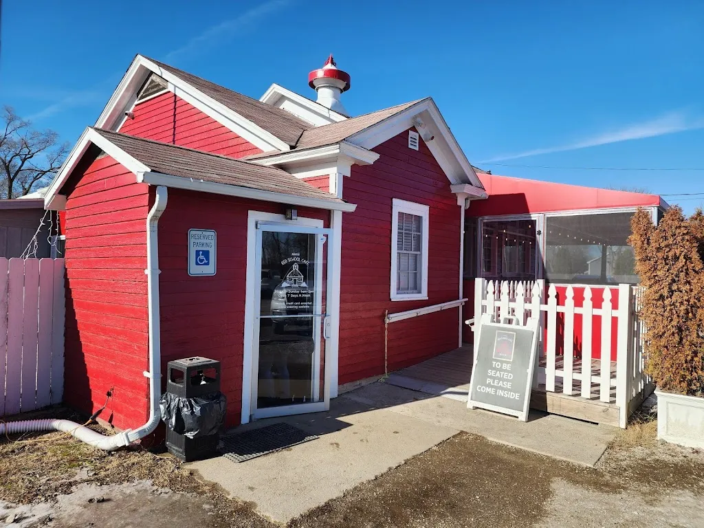 Red School Cafe_Bristol, WI_slider_imagen_3