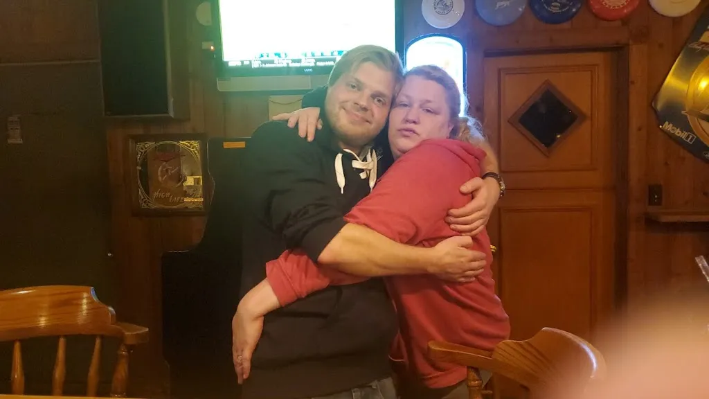 Christine Dittmar_Rollie's Tavern_Brown Deer, WI_review
