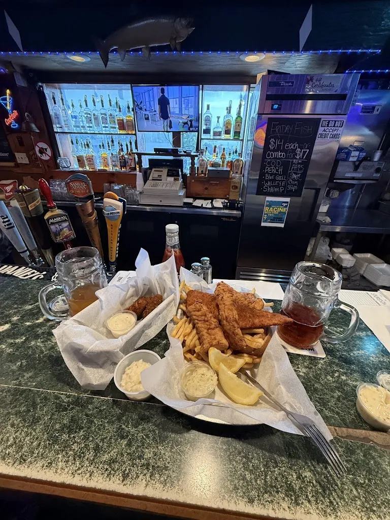 RVsoHard Full Time RV Life_Hushers Pub & Grill_Caledonia, WI_reseña