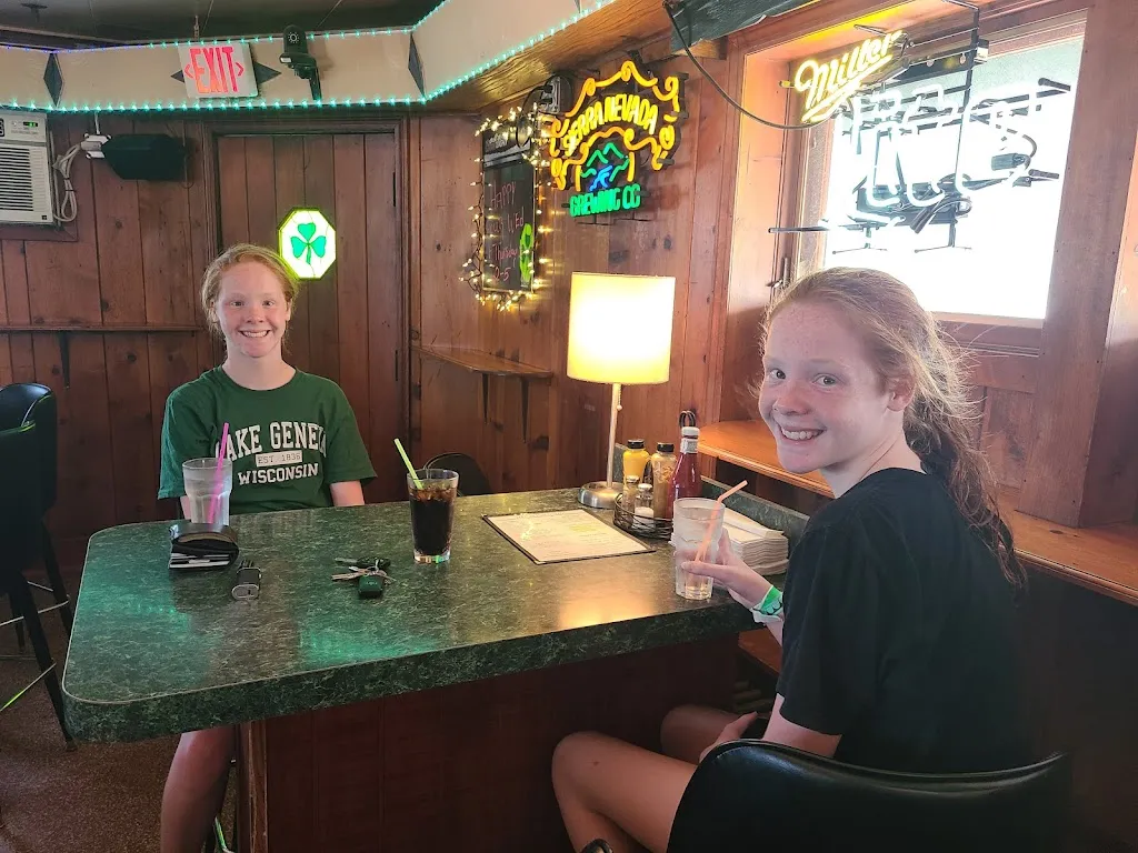 Ronald Branstetter_Hushers Pub & Grill_Caledonia, WI_review