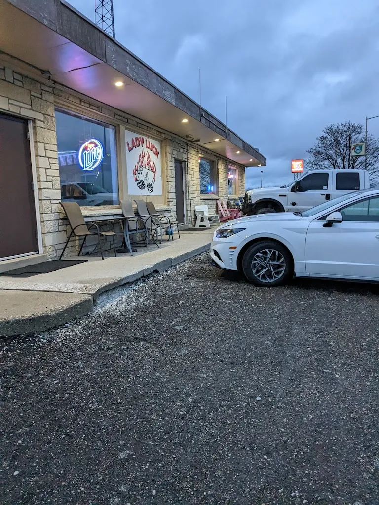 Lady Luck_Caledonia, WI_slider_imagen_2