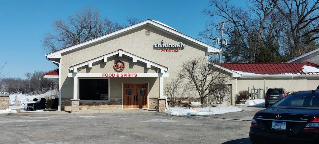 Doug Duensing_Michael's On The Lake_Kansasville, WI_reseña