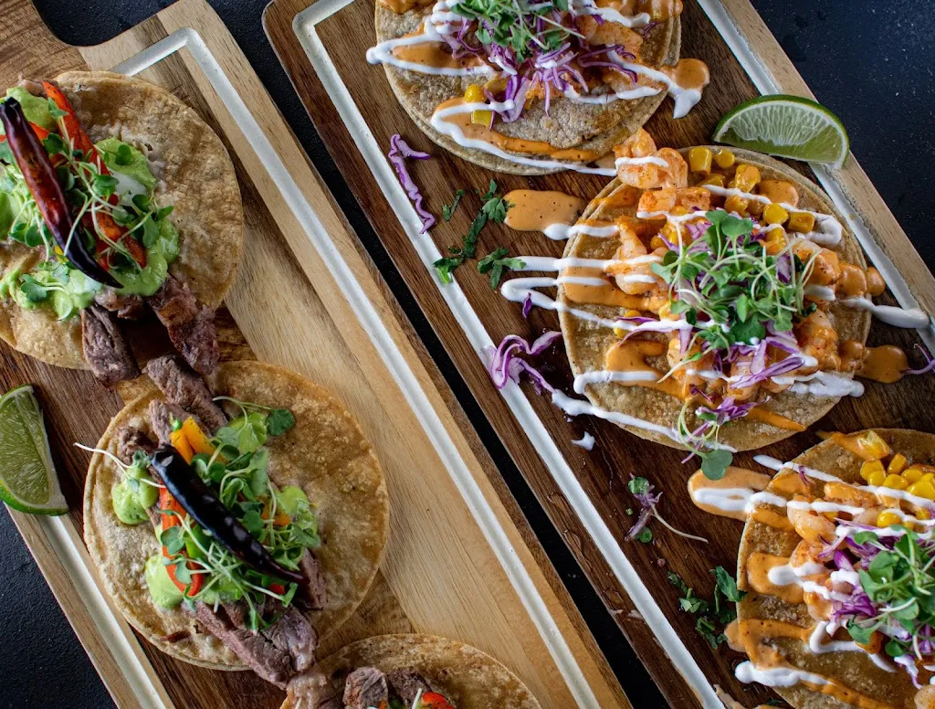 Tavos Signature Cuisine_Elm Grove, WI_slider_image_3