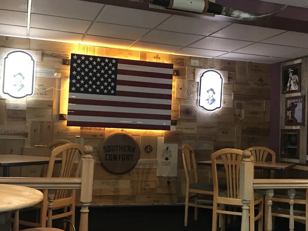 Lillie Le_Big Sky Country Bar & Grill_Germantown, WI_review