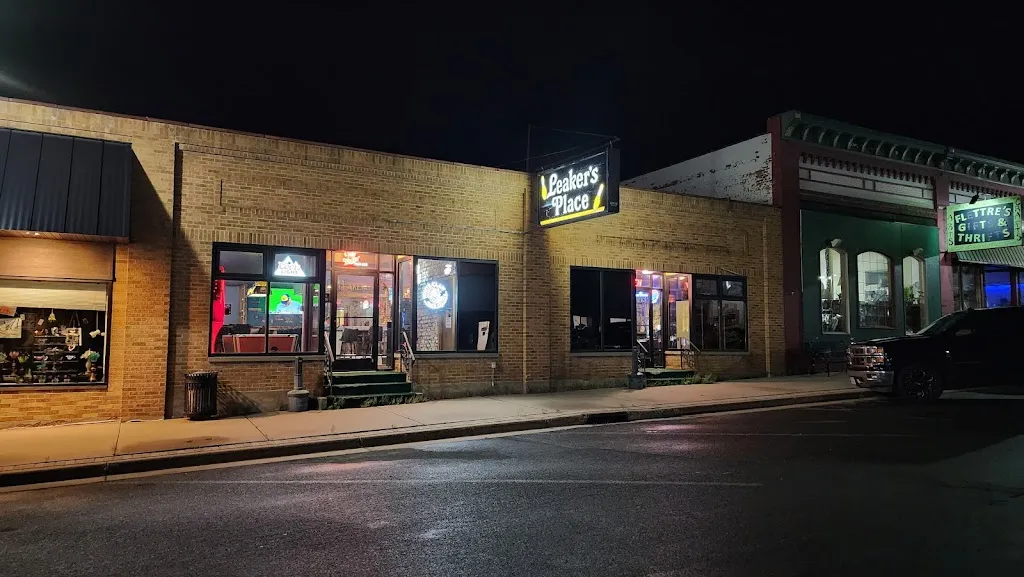 Alexis G_Leaker's Place_Glenwood City, WI_review