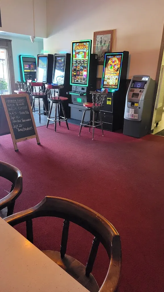 The Old School restaurant in WI-49, Green
