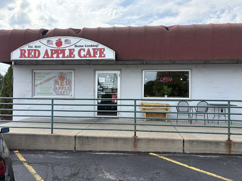 Red Apple Cafe restaurant à Hartford, WI
