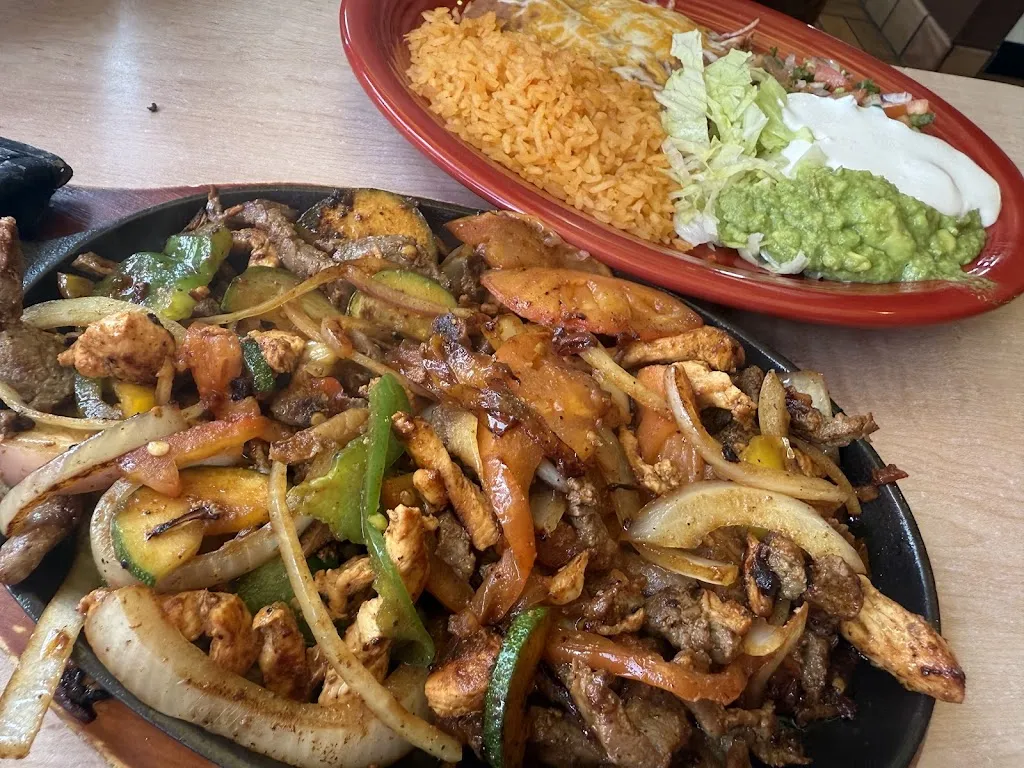 Erin Connell_Garibaldi Mexican Bar and Grill_Hartford, WI_review