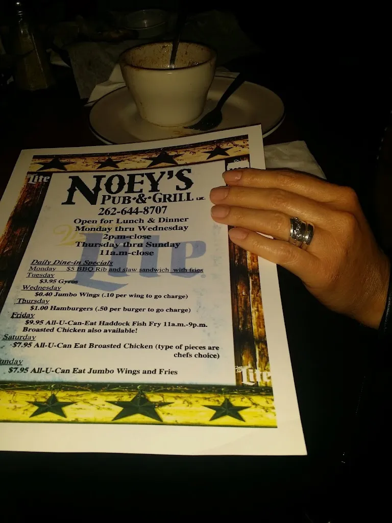 Menu_Noey's Pub & Grill_Hartford, WI_image_old_3