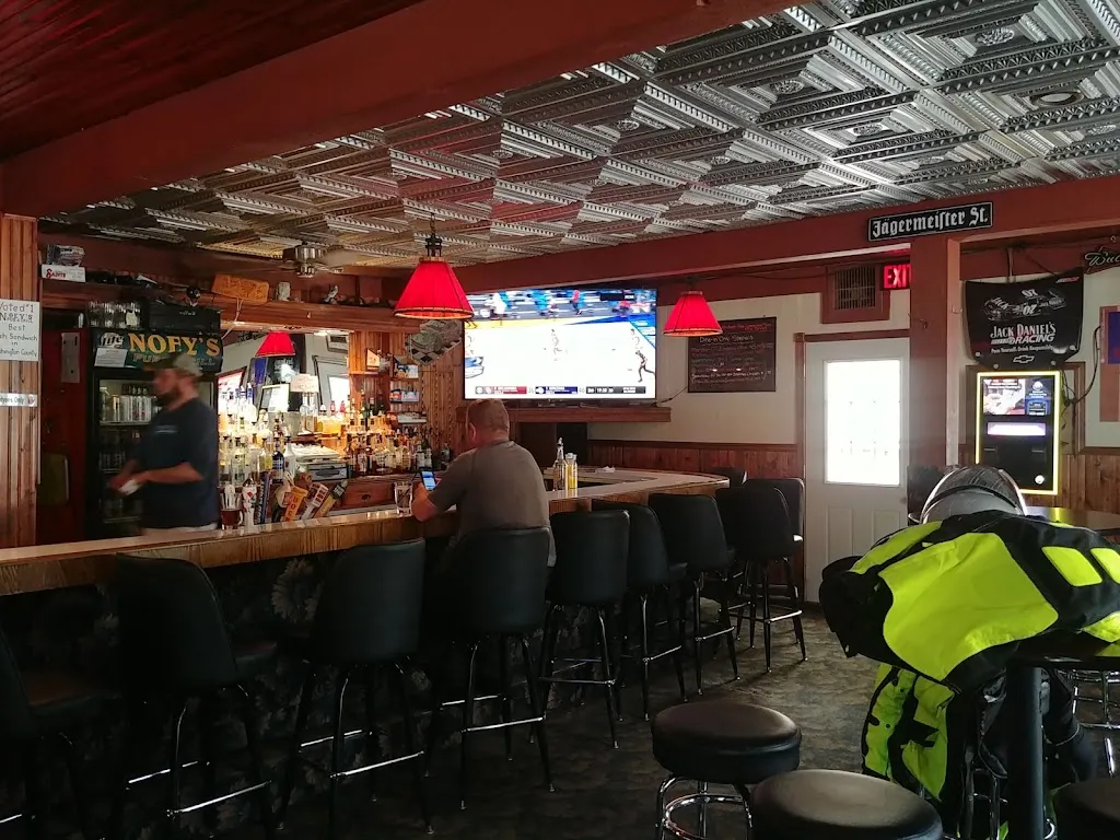 Noey's Pub & Grill restaurant à Hartford, WI